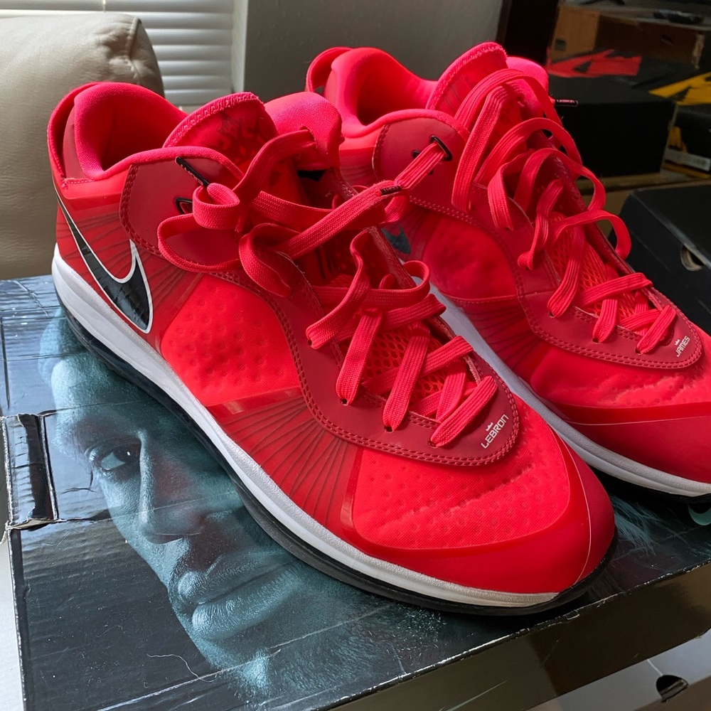 Size 15 labron 8 v2 solar red